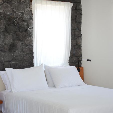 Hotel Noir Santorini Monolitos Zewnętrze zdjęcie