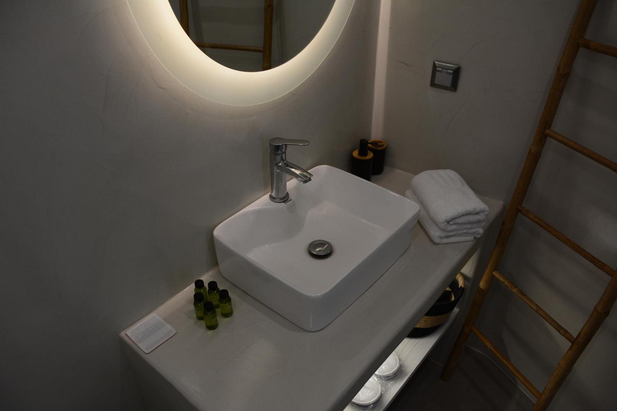 Hotel Noir Santorini Monolitos Zewnętrze zdjęcie